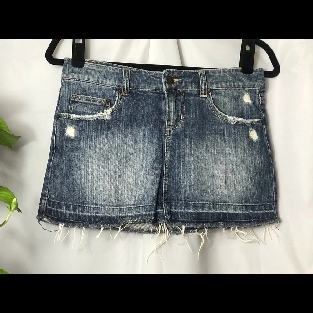 TWENTY ONE distressed stud detail frayed raw hem S